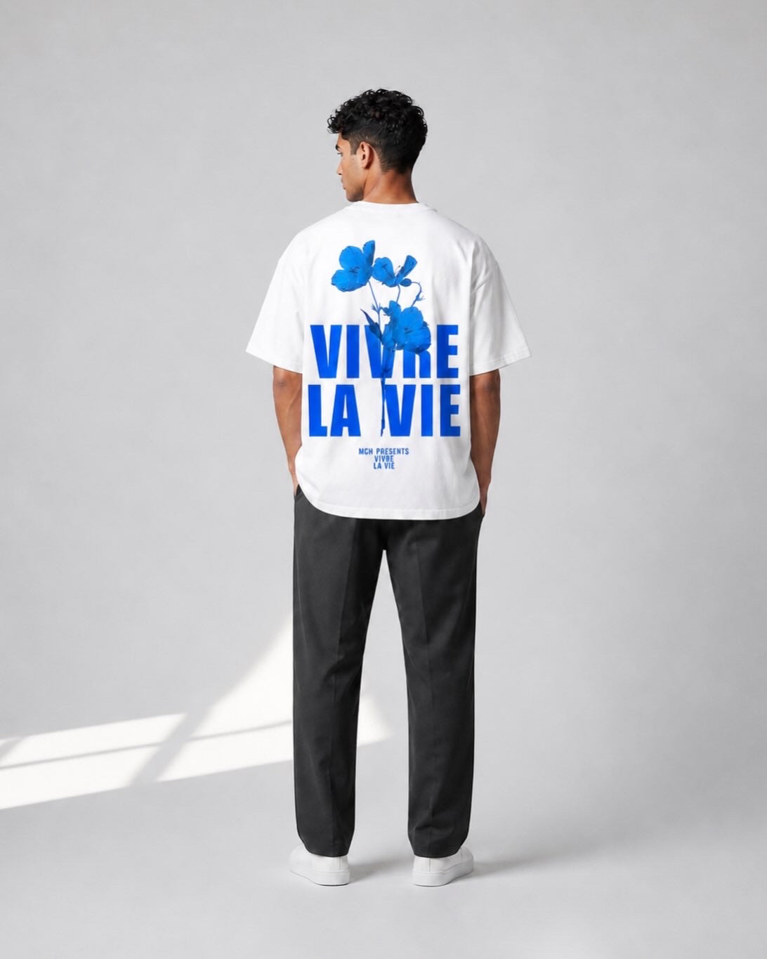 VIVRE LA VIE TSHIRT